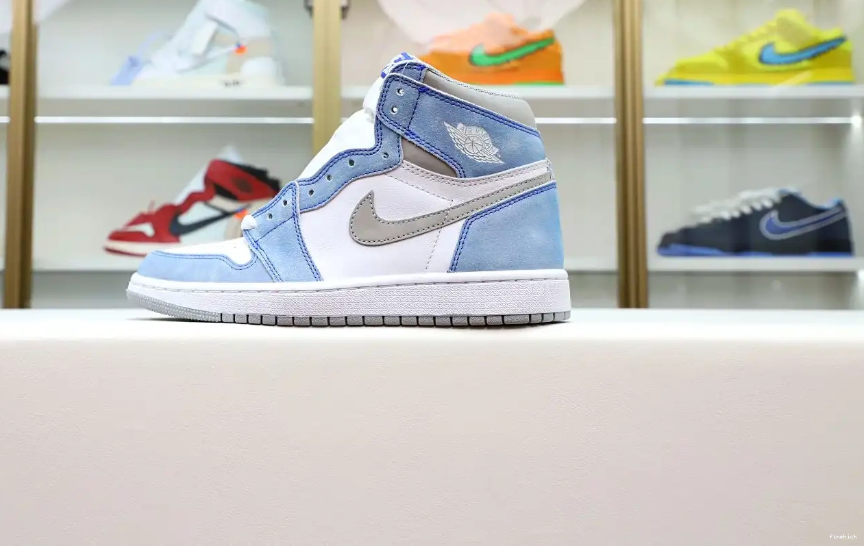 RETRO AIR 1 OG JORDAN 'HYPER ROYAL' HIGH 0328
